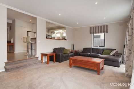 Property photo of 19 Joanne Avenue Chirnside Park VIC 3116