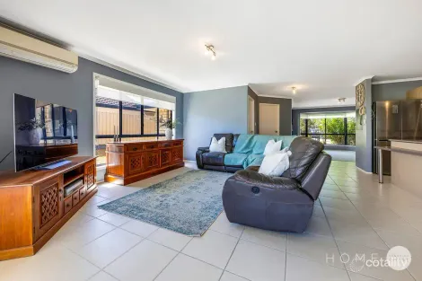 Property photo of 9 Baltimore Place Kuluin QLD 4558