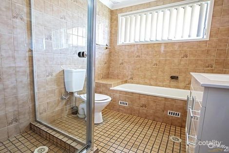 Property photo of 4 Brockman Street Wakeley NSW 2176