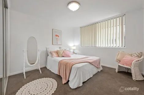 Property photo of 2/498 Wynnum Road Morningside QLD 4170