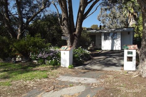 4 The Crescent, Helena Valley, WA 6056