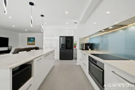 Property photo of 47 Crystaluna Drive Golden Bay WA 6174