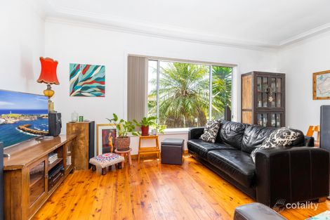 Property photo of 9 Fairy Avenue Fairy Meadow NSW 2519