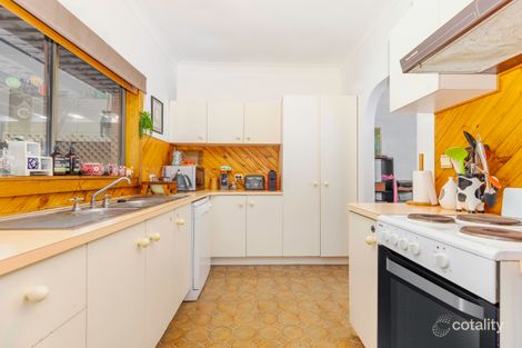 Property photo of 9 Fairy Avenue Fairy Meadow NSW 2519