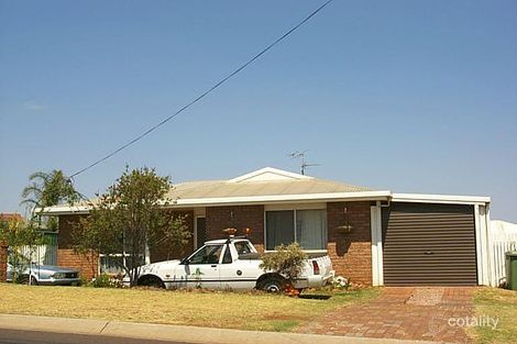 146 Hursley Rd, Glenvale, QLD 4350