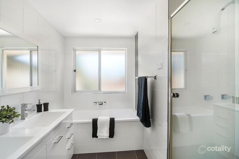 Property photo of 9 Piccadilly Close Valentine NSW 2280