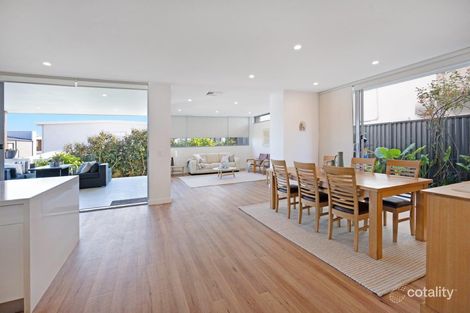 17 Bate Bay Rd, Greenhills Beach, NSW 2230