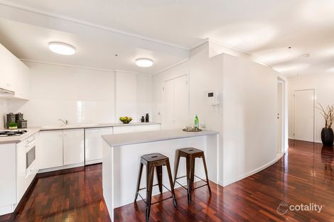 Property photo of 6C/9 Beach Street Port Melbourne VIC 3207