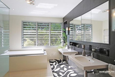 Property photo of 19 The Quarterdeck Noosa Heads QLD 4567