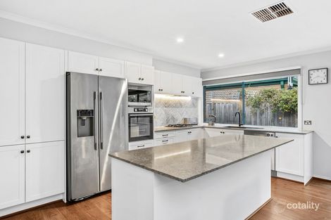 Property photo of 26 Caversham Drive Mornington VIC 3931