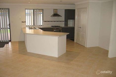 Property photo of 16 Emerald Way Australind WA 6233