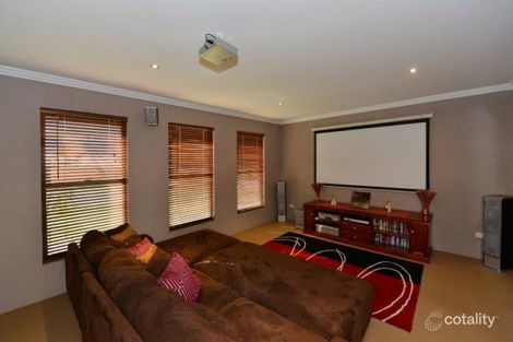 Property photo of 30 Shelton Crescent Kearneys Spring QLD 4350
