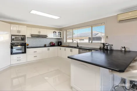 Property photo of 38A Gordon Avenue Summerland Point NSW 2259