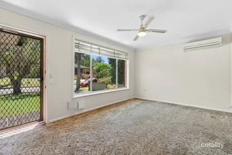 Property photo of 12 Wendy Drive Point Clare NSW 2250