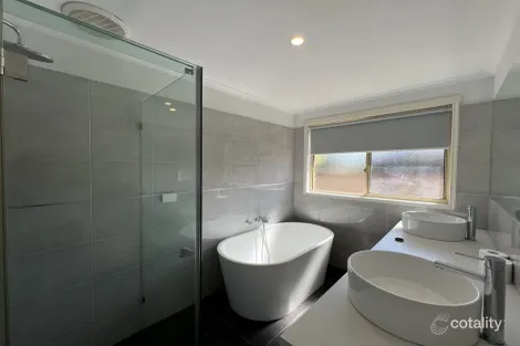 Property photo of 316 Centenary Avenue Harkness VIC 3337