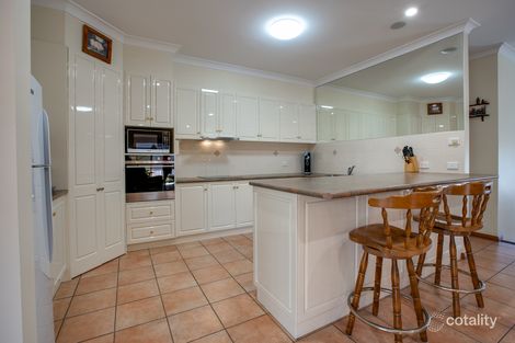 Property photo of 11 Orchard Way Lavington NSW 2641