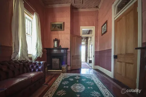 Property photo of 2 Queen Street Dinmore QLD 4303