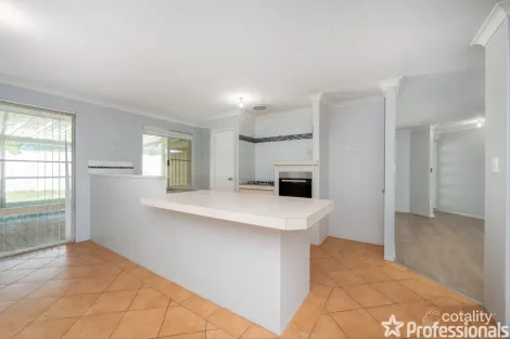 Property photo of 11 Mackerel Close Warnbro WA 6169