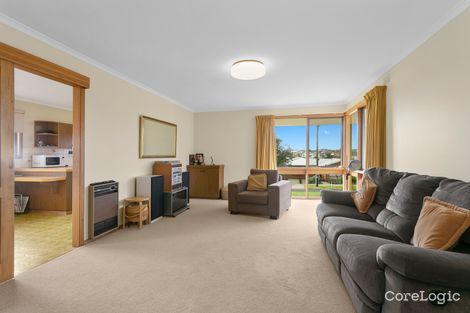 Property photo of 19 Barramundi Crescent Ocean Grove VIC 3226