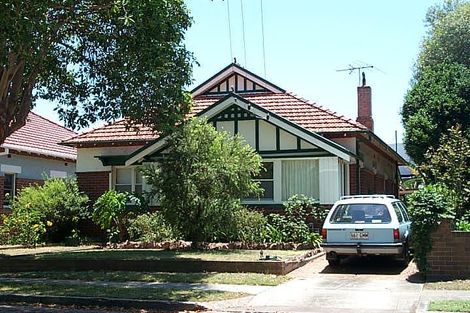 14 Everton St, Hamilton East, NSW 2303