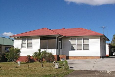 35 Derna Rd, Shortland, NSW 2307