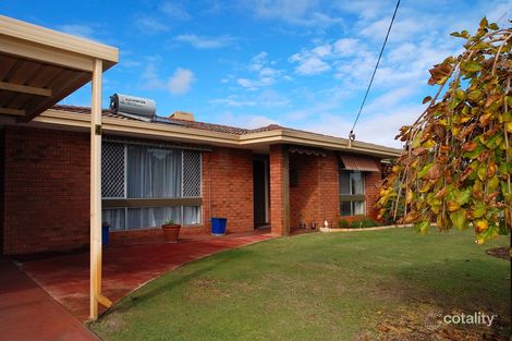 Property photo of 4 Glenten Way Ferndale WA 6148