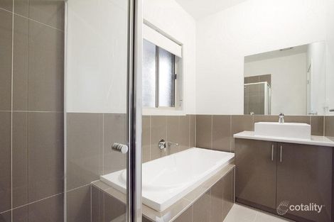 Property photo of 2/989 Heatherton Road Springvale VIC 3171