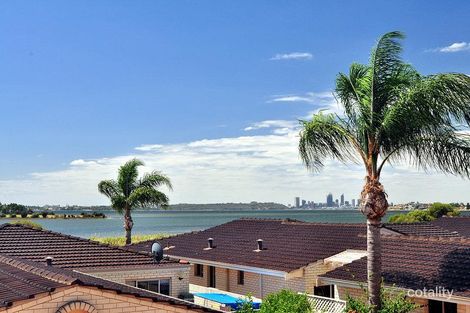 44/240 Burke Dr, Attadale, WA 6156