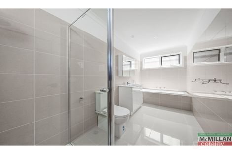 Property photo of 3 Basil Street Dromana VIC 3936
