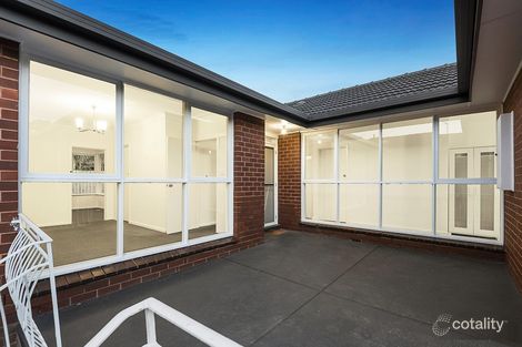 Property photo of 15 Lindisfarne Drive Burwood East VIC 3151