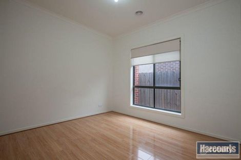 Property photo of 11 Feldgrau Rise Epping VIC 3076