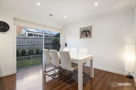 Property photo of 4/32 Monteith Crescent Endeavour Hills VIC 3802