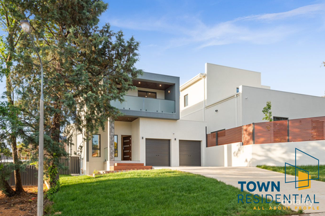 13 Mirrabucca Cres, Giralang, ACT 2617