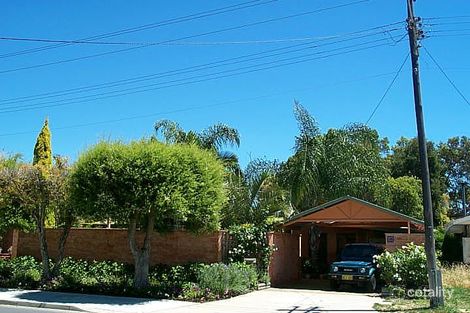 15 Tooting St, Beckenham, WA 6107