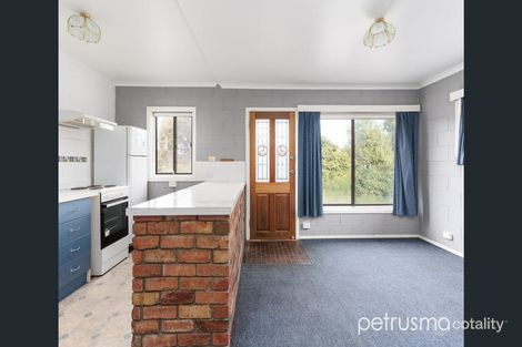 Property photo of 2/165 East Derwent Highway Lindisfarne TAS 7015