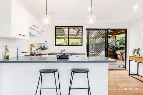 Property photo of 30 Twingleton Avenue Ambarvale NSW 2560