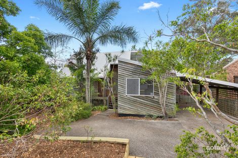 Property photo of 810 Cavendish Road Holland Park QLD 4121