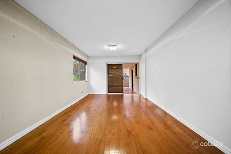 Property photo of 30 Jarrah Avenue Prestons NSW 2170