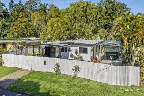 Property photo of 32 Dwyer Street Beachmere QLD 4510