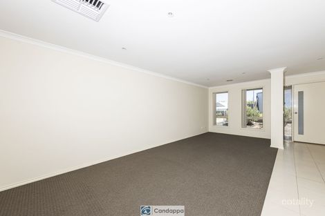 Property photo of 16 Skipton Street Drouin VIC 3818