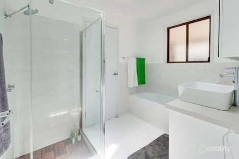 Property photo of 20 W G Hayden Drive Collingwood Park QLD 4301