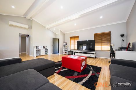 Property photo of 10 Lagoon Place Beldon WA 6027