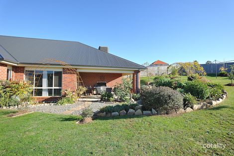 Property photo of 21 Monica Drive Drouin VIC 3818