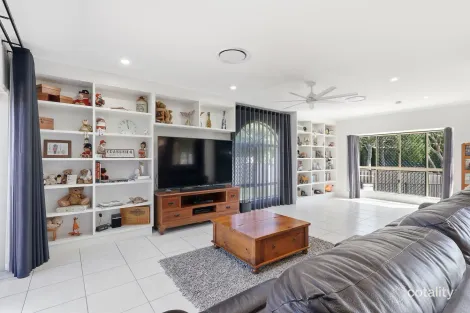 Property photo of 3 Denman Avenue Shoal Point QLD 4750