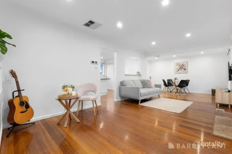 Property photo of 119 Cambridge Road Mooroolbark VIC 3138