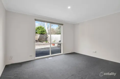 Property photo of 16 Kenmore Court Frankston VIC 3199