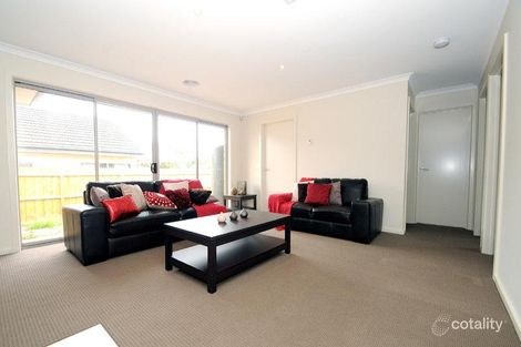 Property photo of 2/17 Lance Road Bayswater VIC 3153