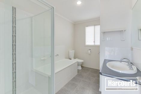 Property photo of 56 Bellarine Drive Cranbourne VIC 3977
