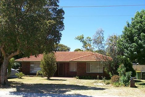 25 Bugendore St, Maida Vale, WA 6057