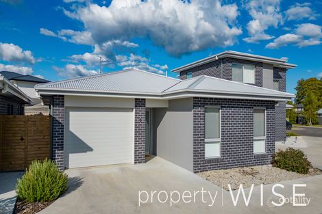 2/6 Olus Pl, Newnham, TAS 7248